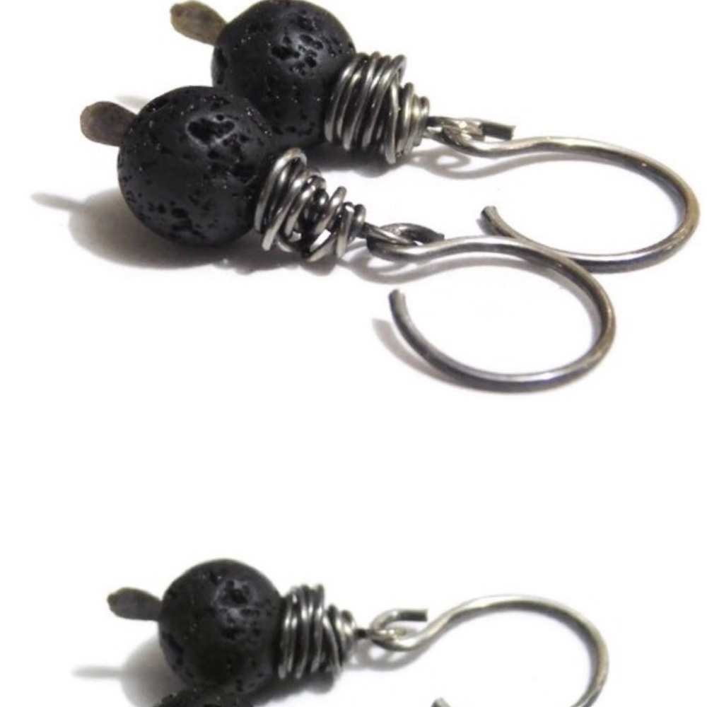 STERLING SILVER PIERCED LAVA STONE DIFFUSER Pierced
